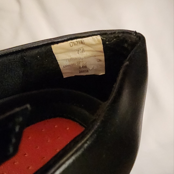 Dance class shoes - Picture 3 of 6